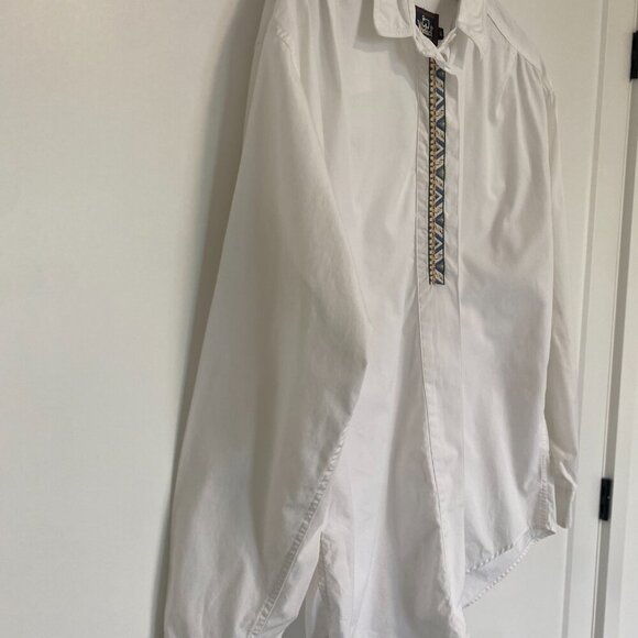 Vintage Woolrich 2272 White Embroidered Cotton Button Down Size Large - Picture 2 of 10